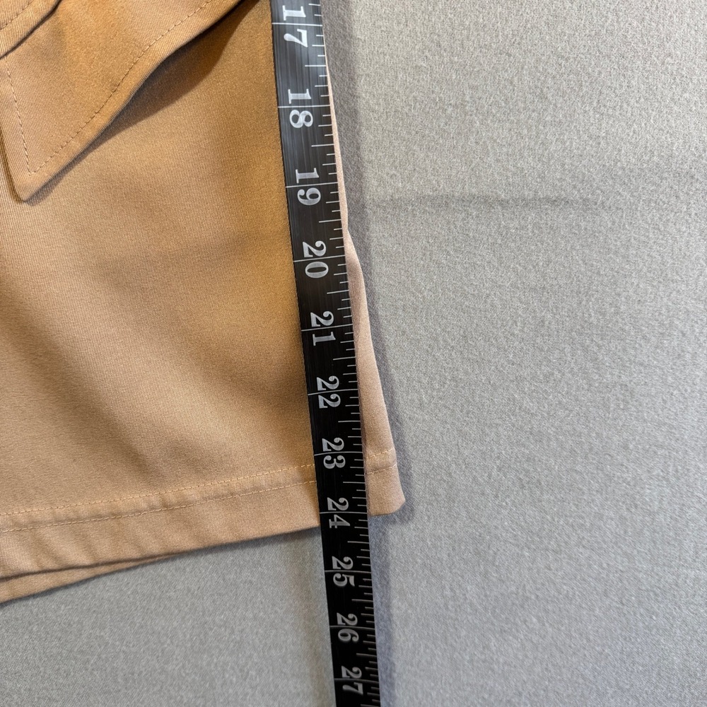 LBH Khaki Micro-Polyester Wicking Cargo Knee Length Shorts Womens Size 6 Utility - Picture 6 of 7